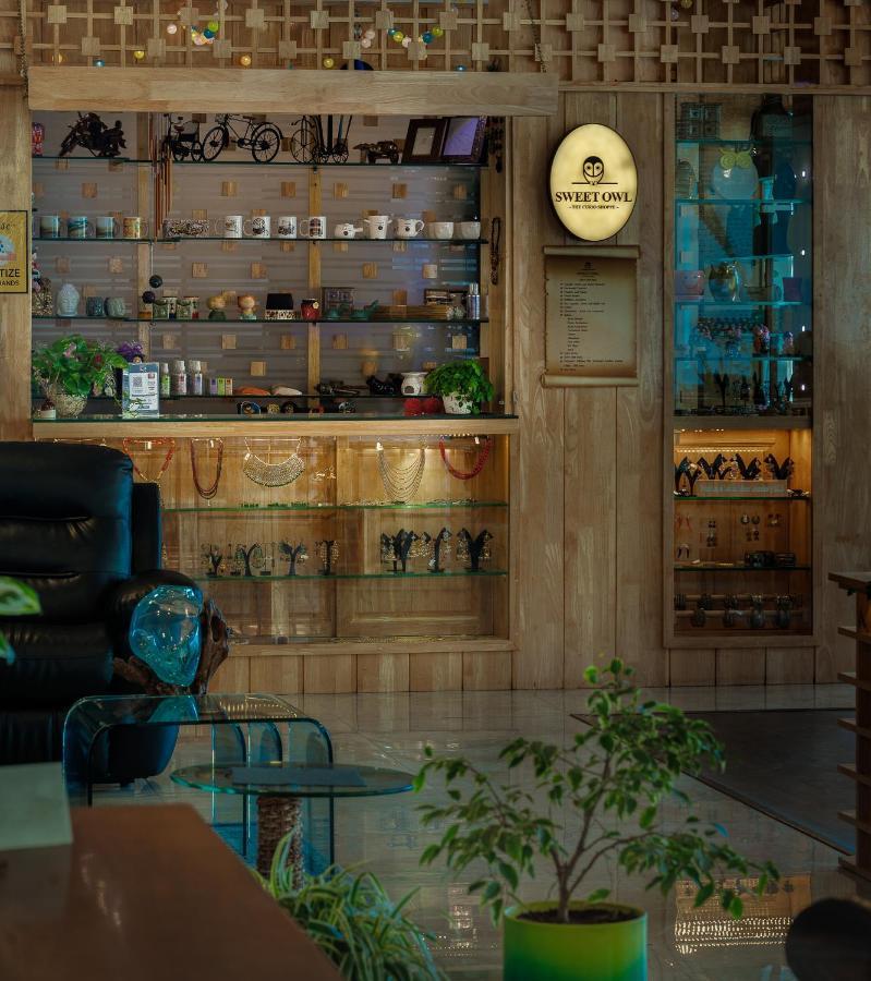 The Panoramic Getaway Hotel Munnar Exterior photo A tea bar in a hotel