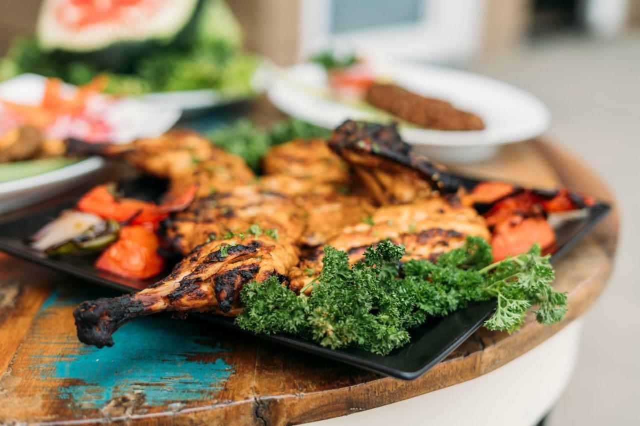 The Panoramic Getaway Hotel Munnar Exterior photo Grilled chicken