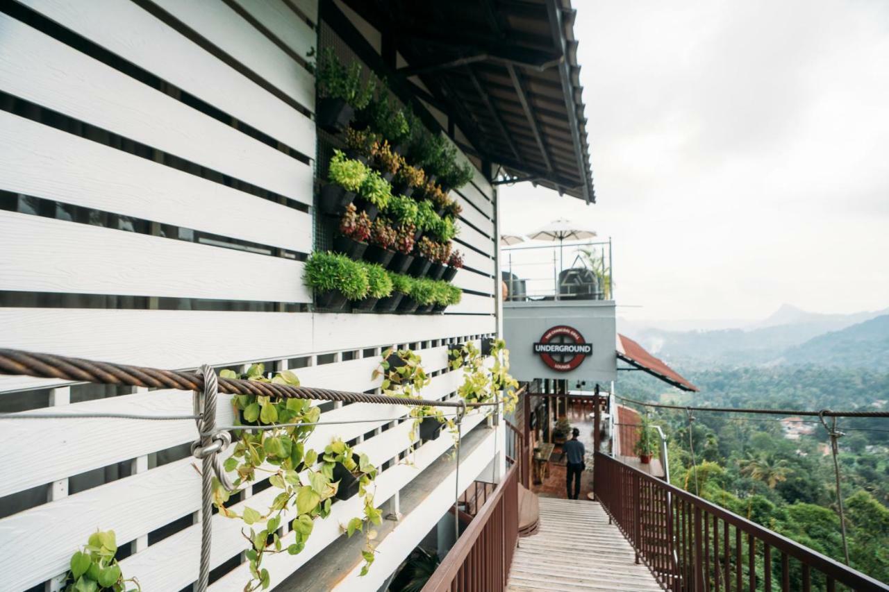 The Panoramic Getaway Hotel Munnar Exterior photo The Peak Bar and Lounge